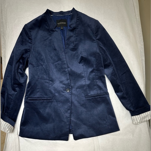 Banana Republic Velvet Blazer Jacket Blue Long and Lean Blazer 🪻 - Picture 1 of 9